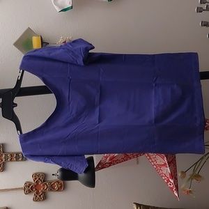 NWOT purple 3/4 sleeve loose tunic with v back